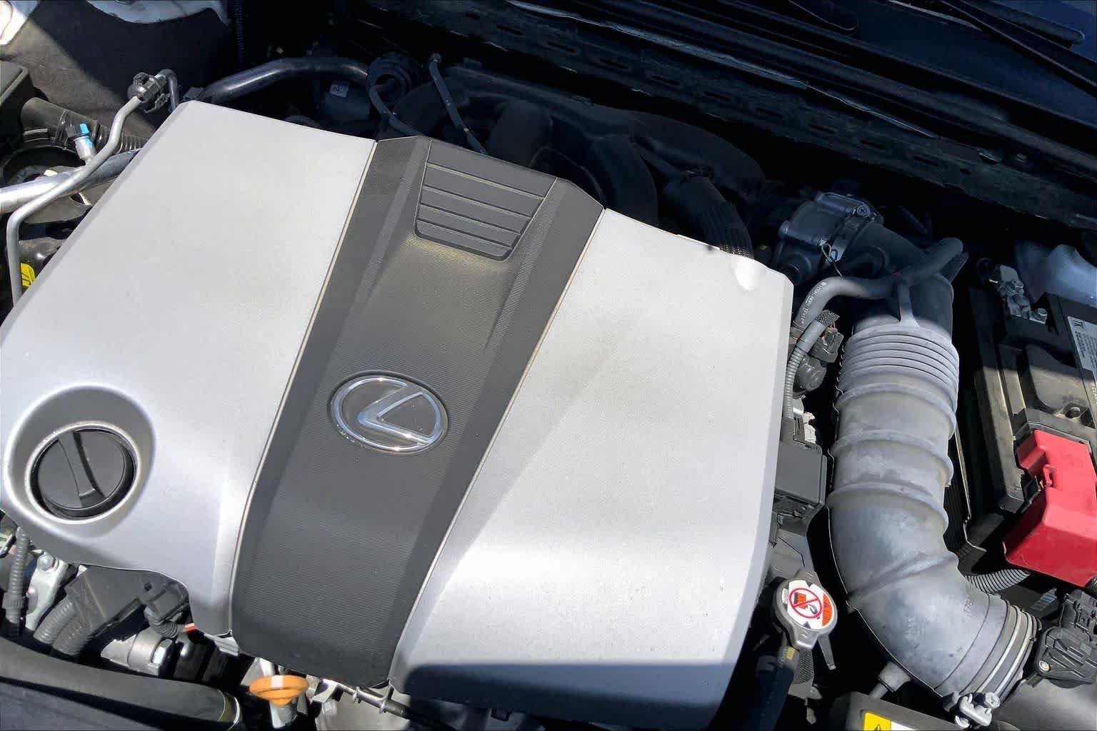 Certified Used 2024 Eminent White Pearl Lexus  image 33