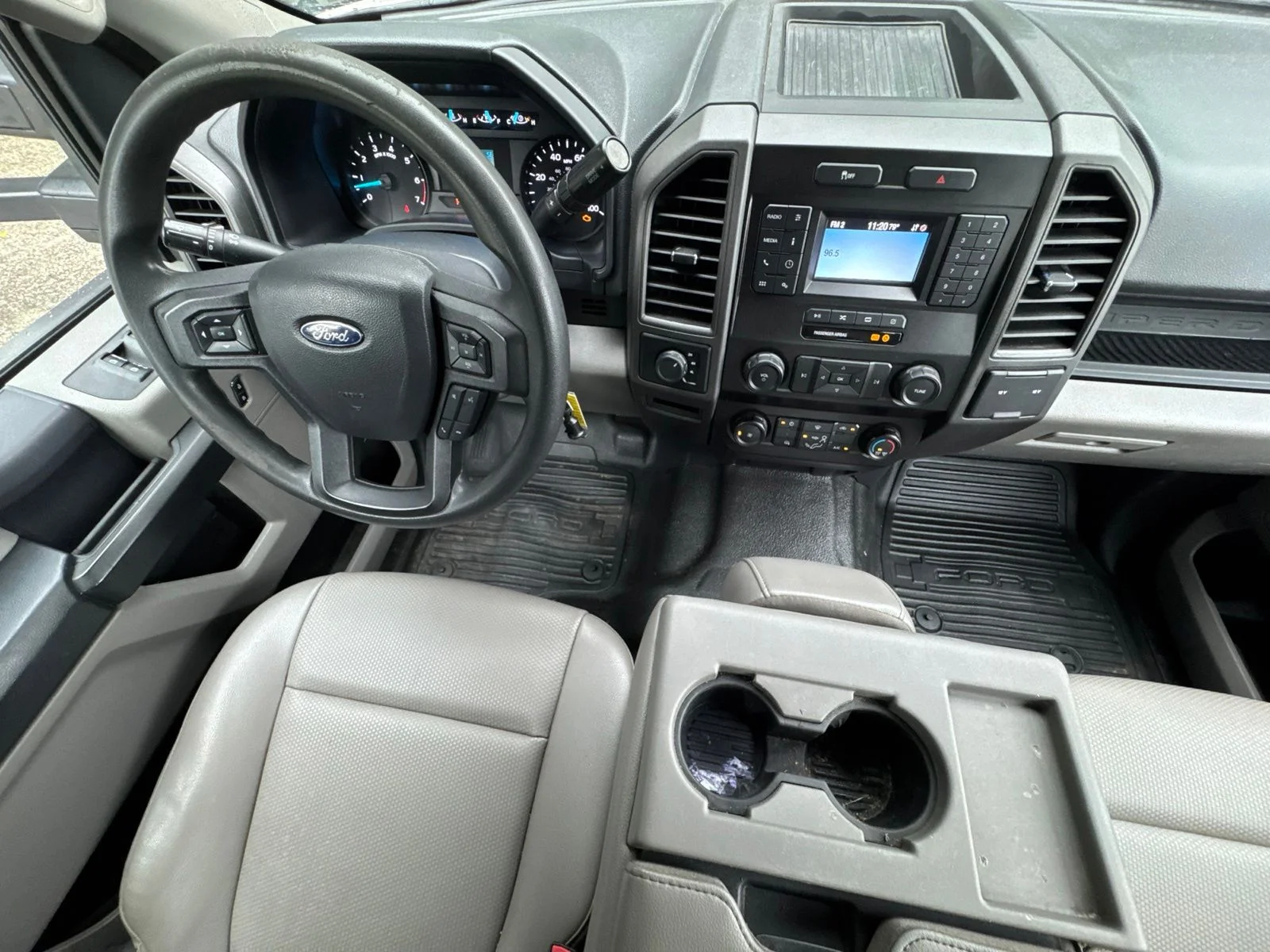 Used 2022 White Ford XL image 12