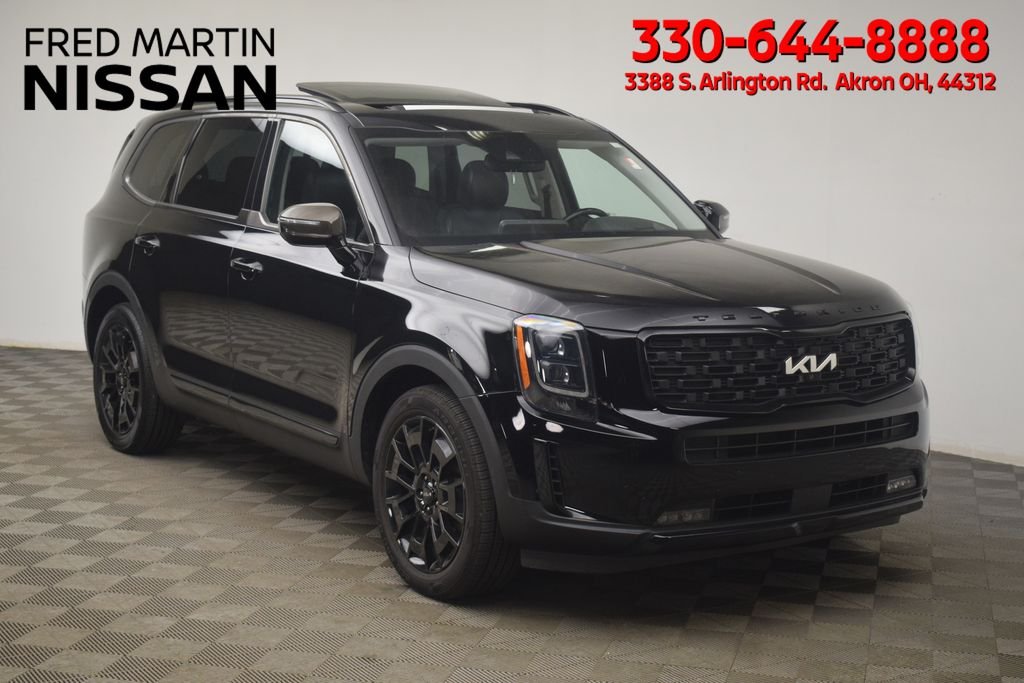 Used 2022 Black Kia SX image 1