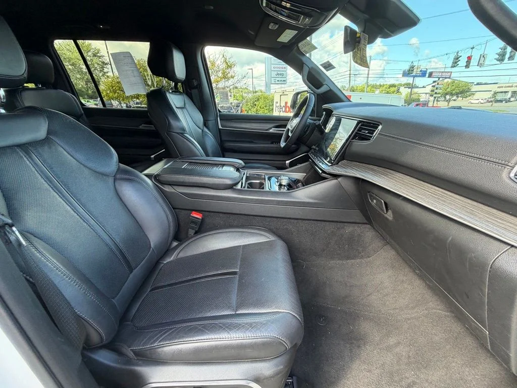 Used 2024 White Jeep Series III image 13