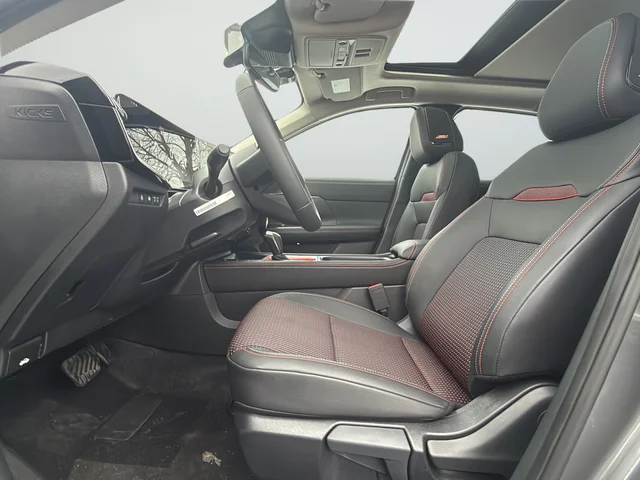 2026 Nissan KICKS SR AWD - Photo 13