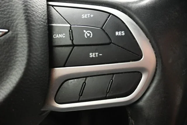 Used 2019 Red Chrysler Touring image 23