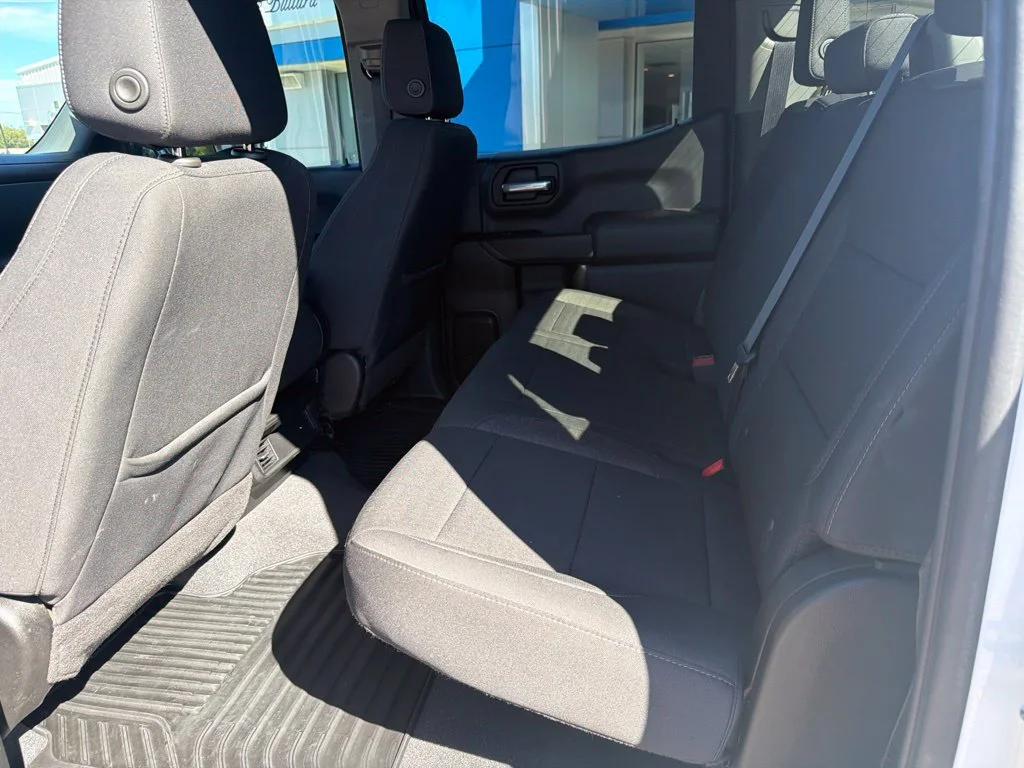 Used 2022 SUMMIT WHITE Chevrolet Custom image 31