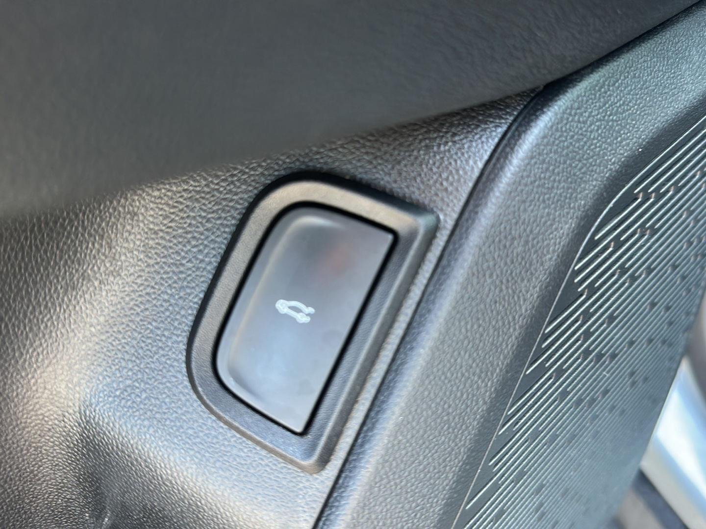 Used 2025 Sterling Gray Metallic Chevrolet AWD RS image 13