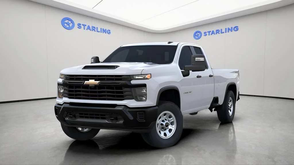 New 2026 Summit White Chevrolet WT image 2