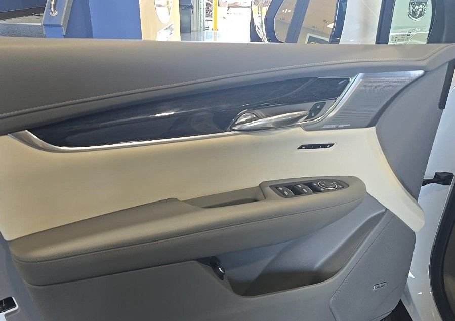 Used 2023 White Cadillac Premium Luxury image 8