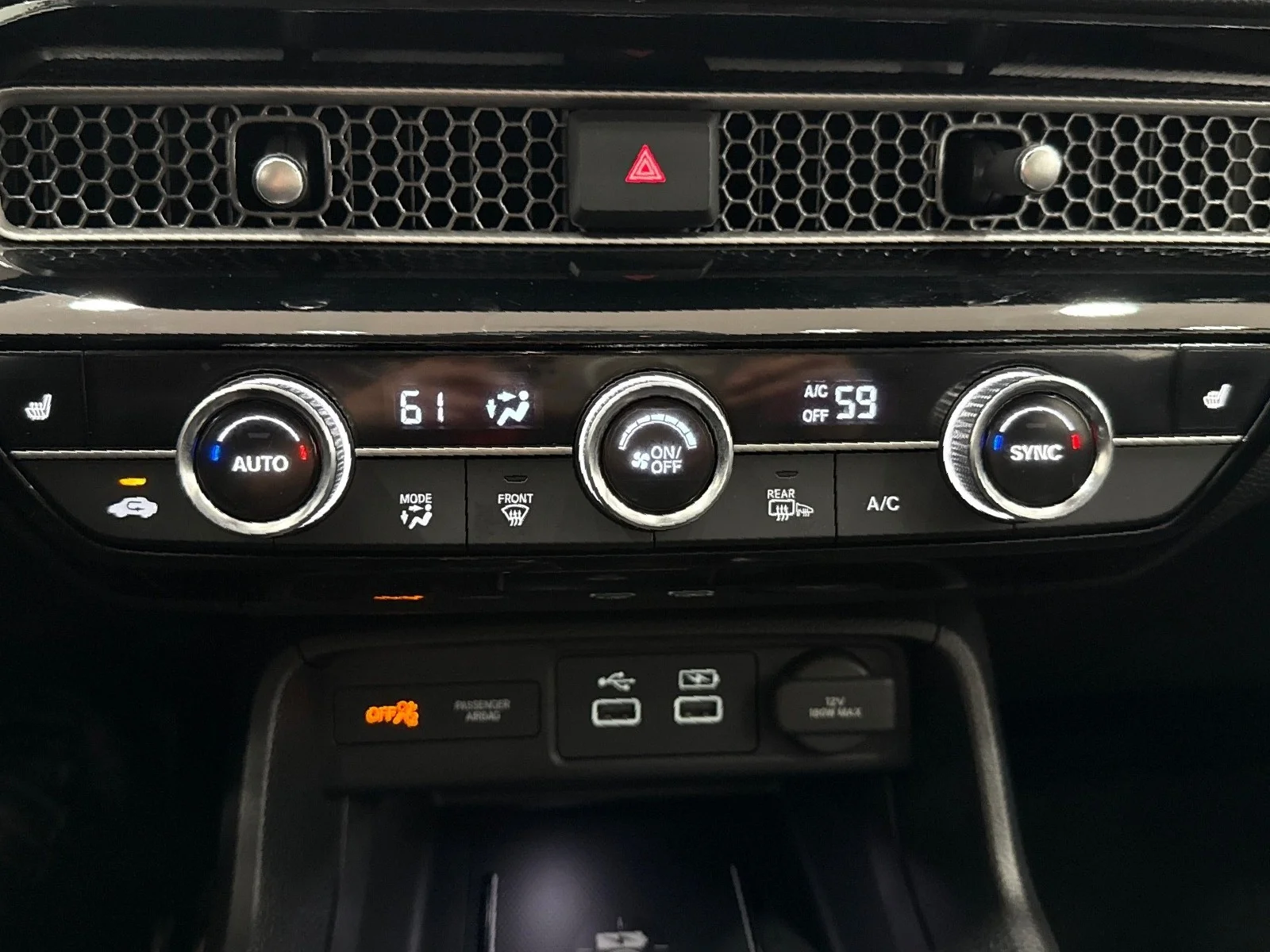 Used 2024 Rallye Red Honda Touring CVT image 22