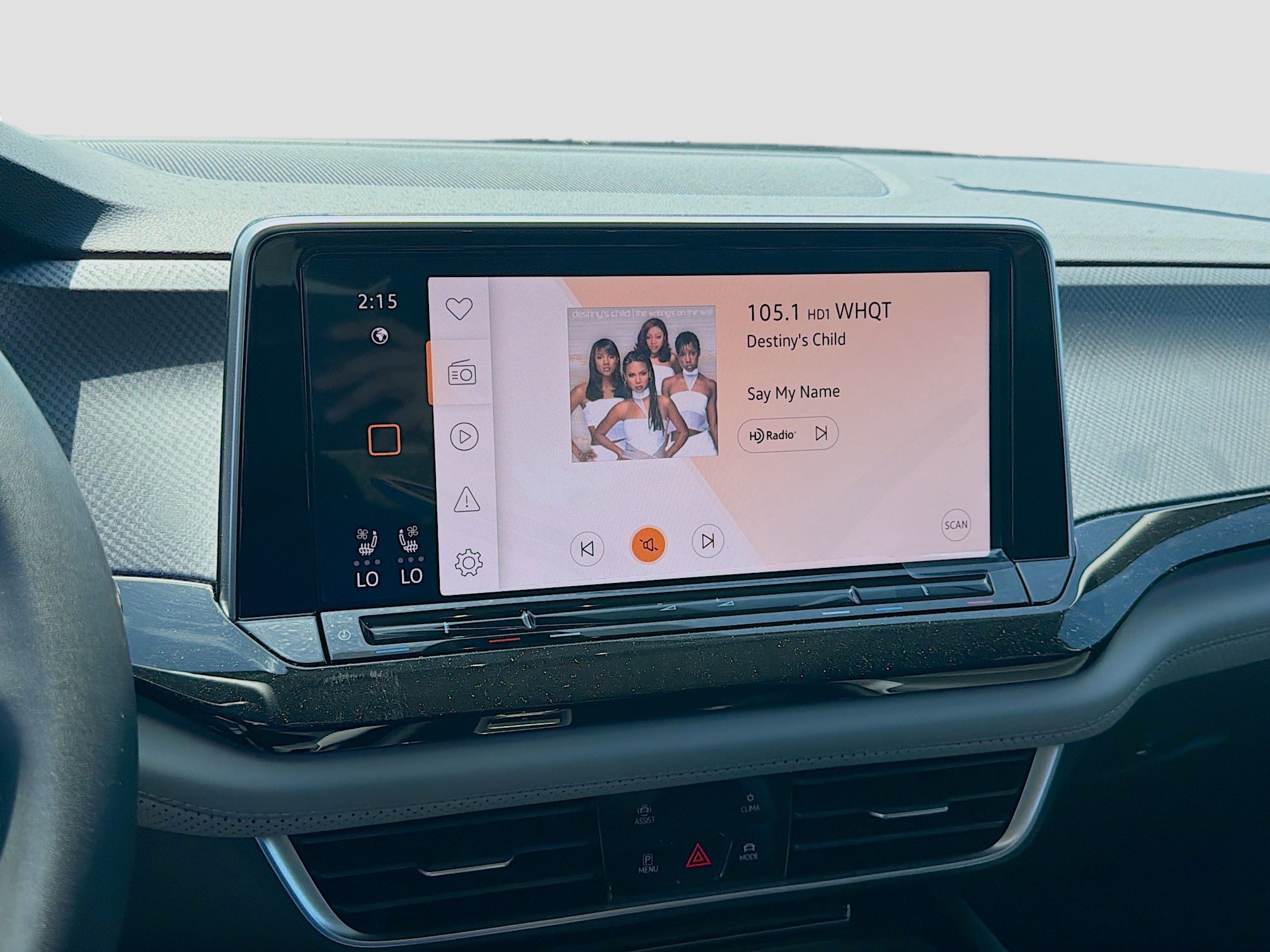 New 2026 White Pearl Volkswagen 2.0T Peak Edition image 12