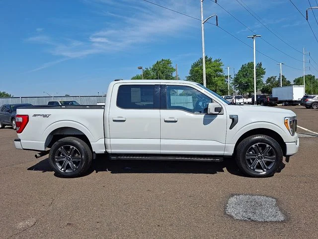 Used 2023 White Ford Lariat image 7