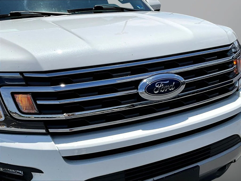 Used 2021 White Ford XLT image 32