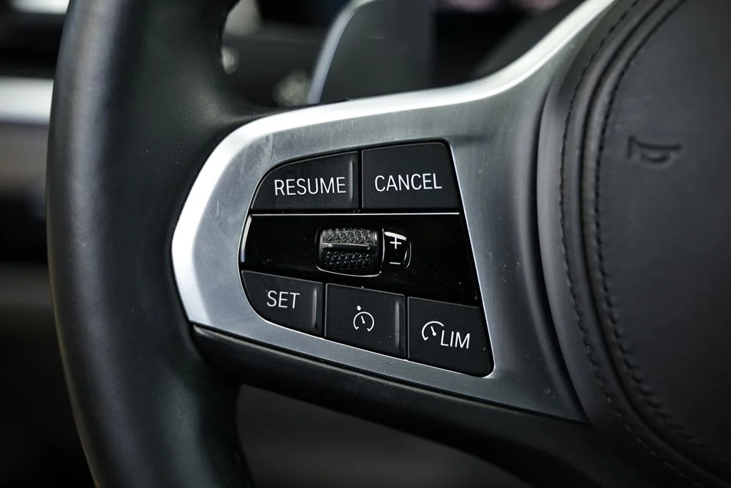 Used 2023 Black Sapphire Metallic BMW M440i xDrive image 31