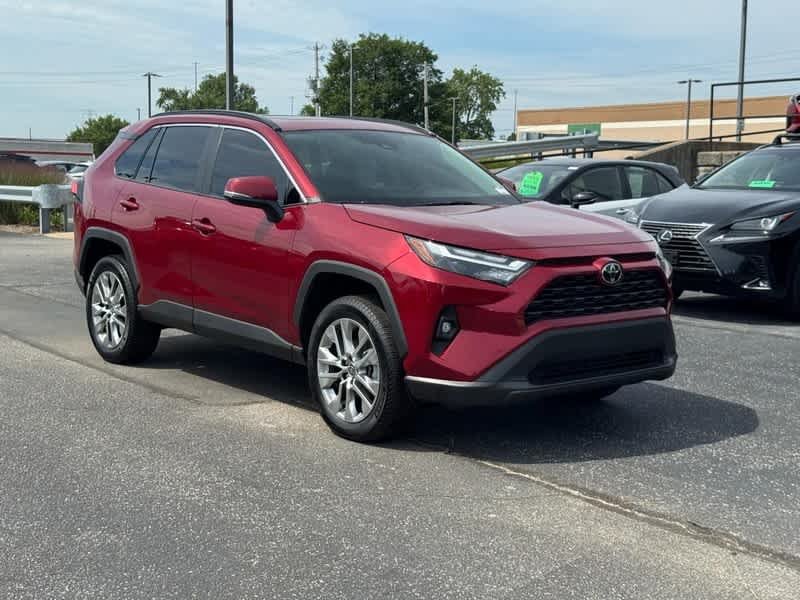 2025 Toyota RAV4 XLE Premium