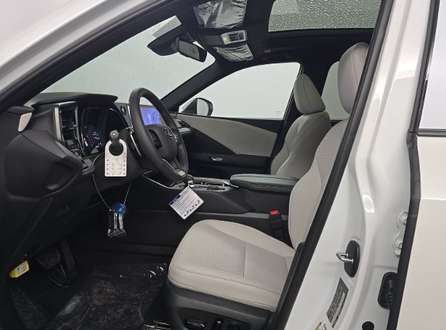 Used 2026 White Lexus TX 350 Premium image 5
