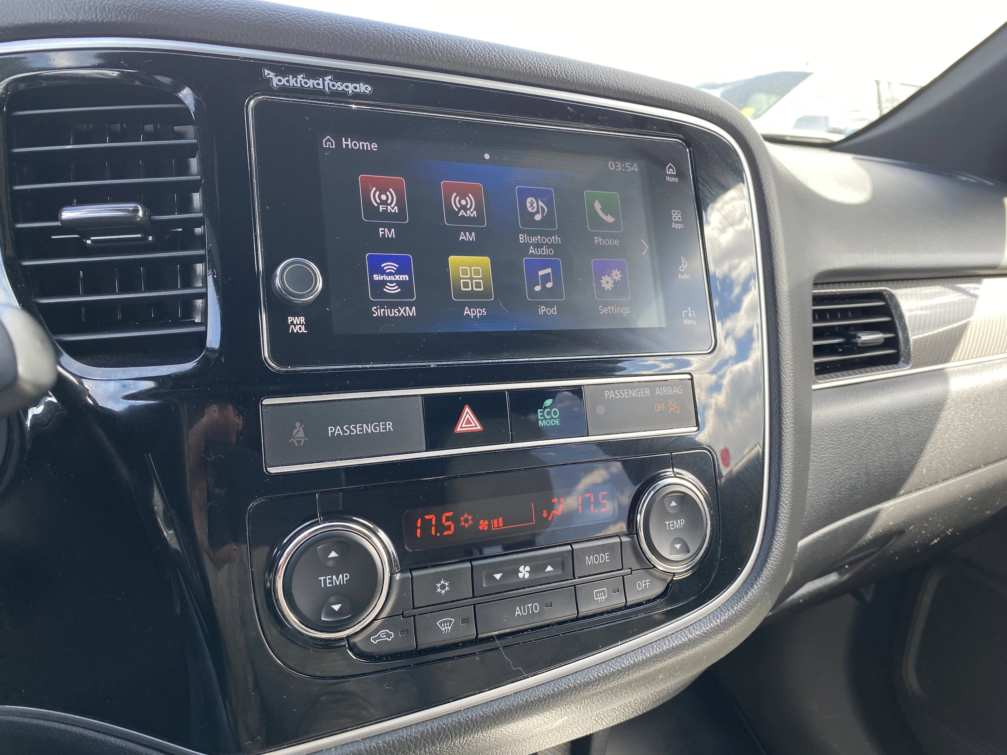 Certified Used 2019 Silver Mitsubishi SE S-AWC * LOW KM