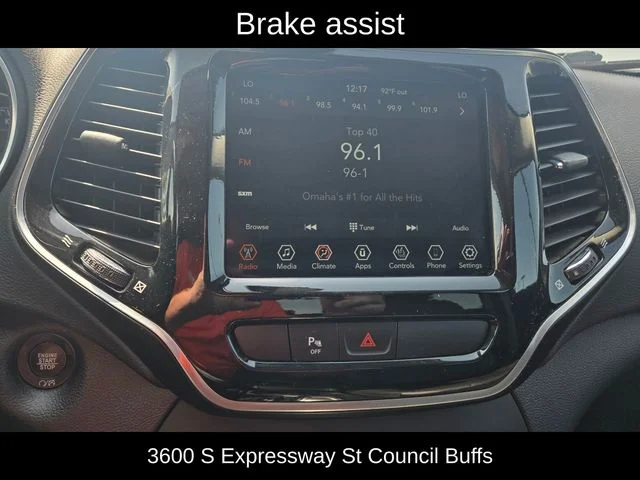 Used 2020 Black Jeep Limited image 19
