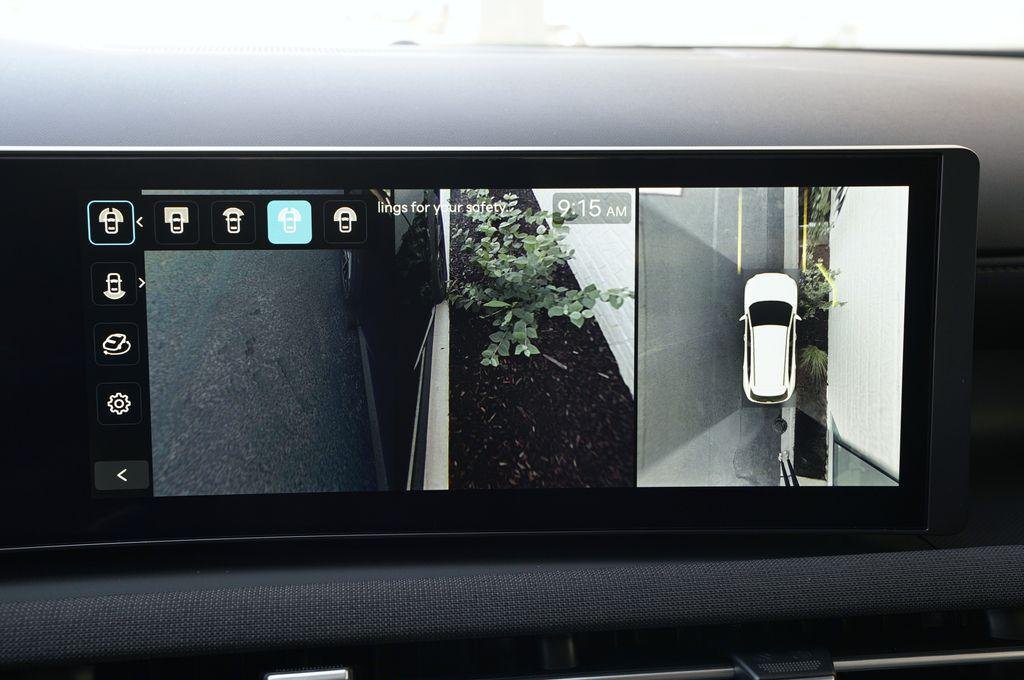 New 2026 Phantom Black Hyundai Limited image 24