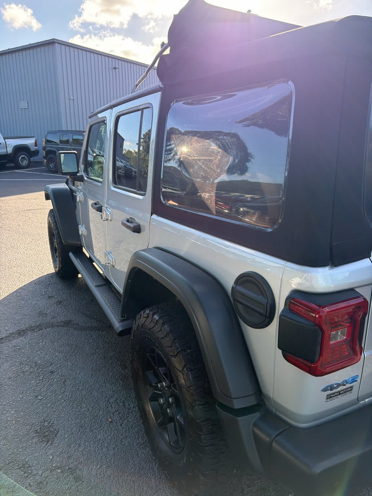 Used 2024 Silver Zynith Clearcoat Jeep Willys image 15