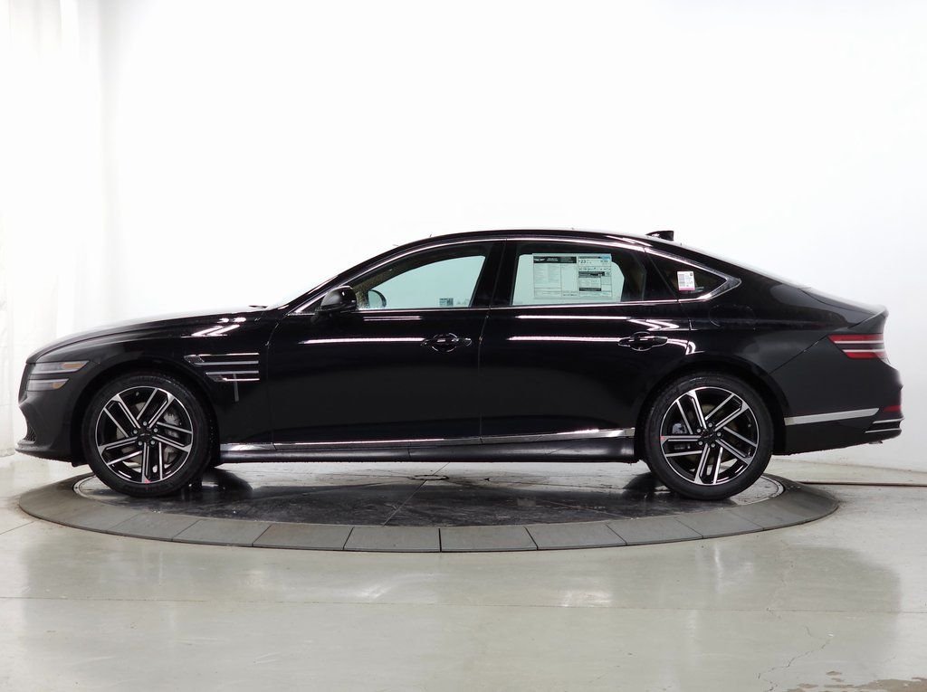 Used 2026 Black Genesis 2.5T Advanced image 4