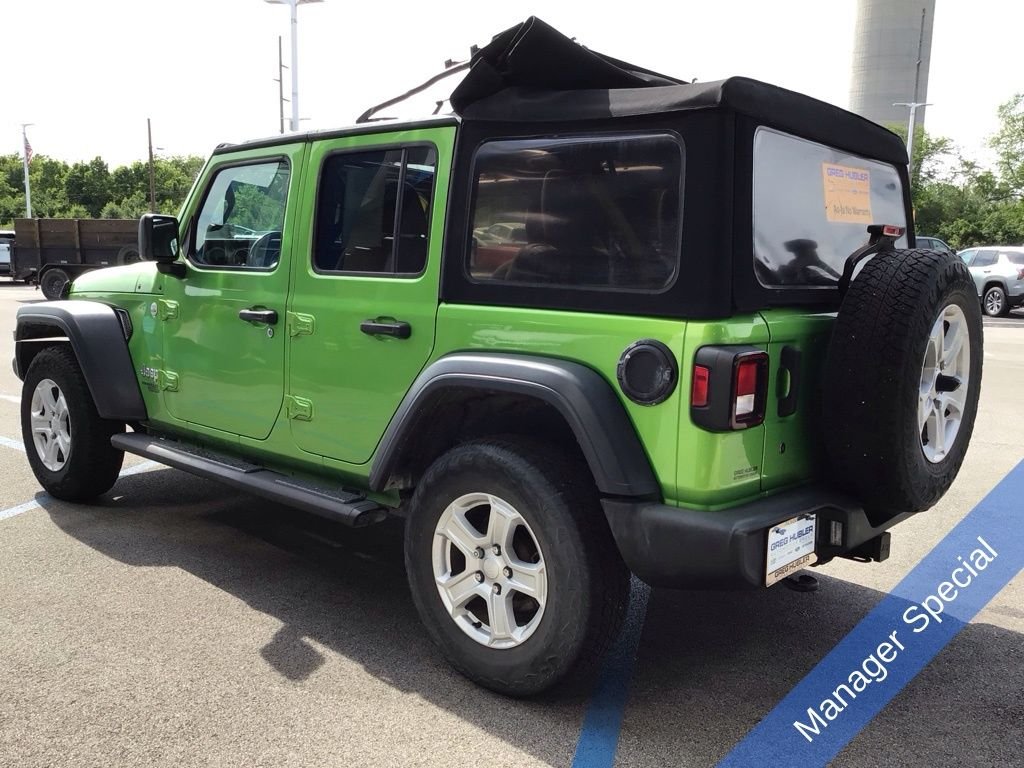 Used 2018 Green Jeep Unlimited Sport S image 11