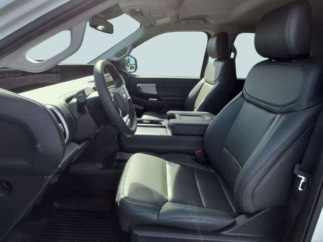 New 2027 Star White Metallic Tri-Coat Ford MAX Active image 13