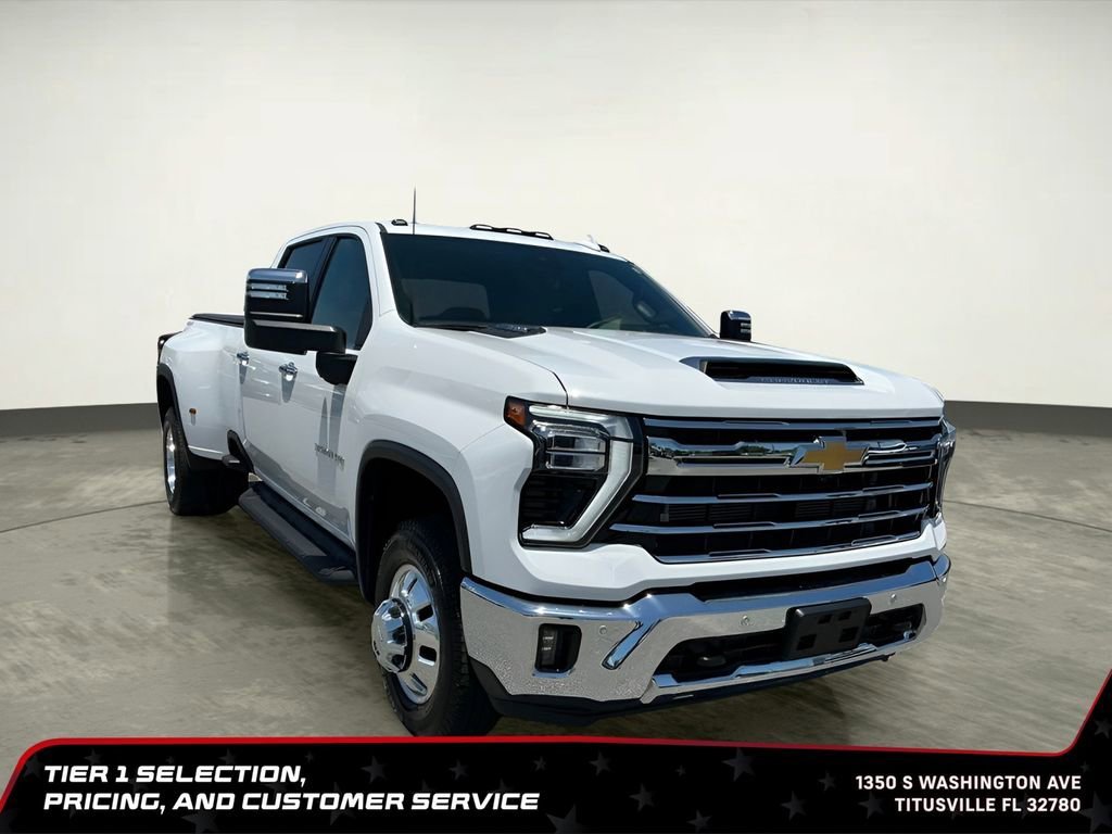 2025 Chevrolet Silverado 3500HD LTZ - Photo 10