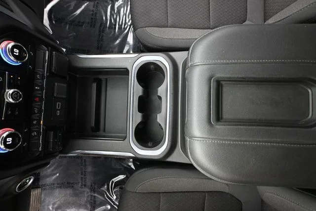Used 2021 Silver GMC Elevation image 27