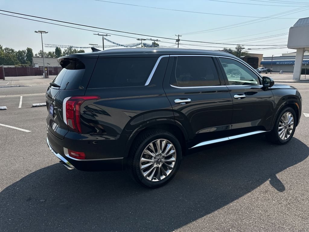 Used 2020 Black Hyundai Limited image 6