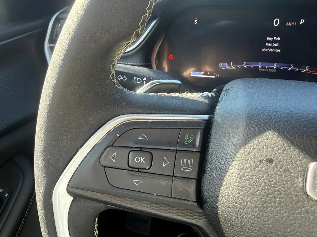 Used 2024 Silver Jeep Altitude X image 17