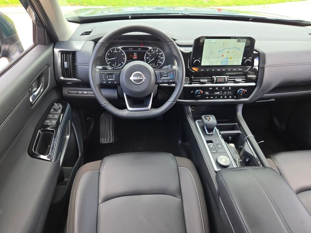 Used 2024 Black Nissan SL image 20