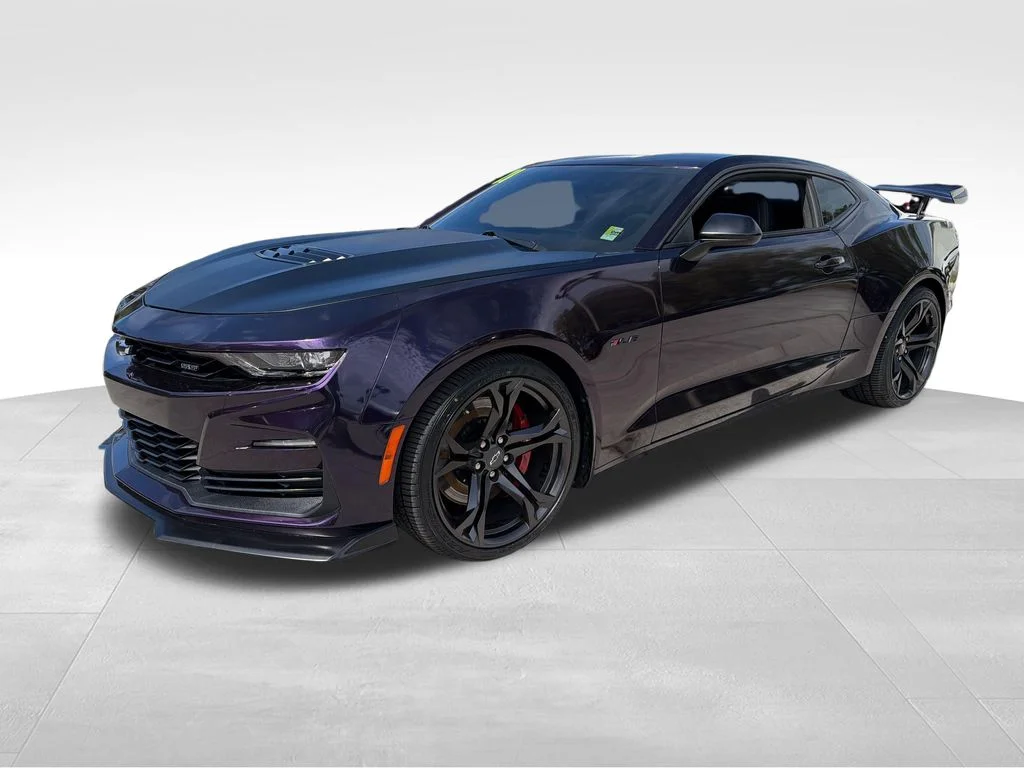 Used 2021 White Chevrolet SS image 3