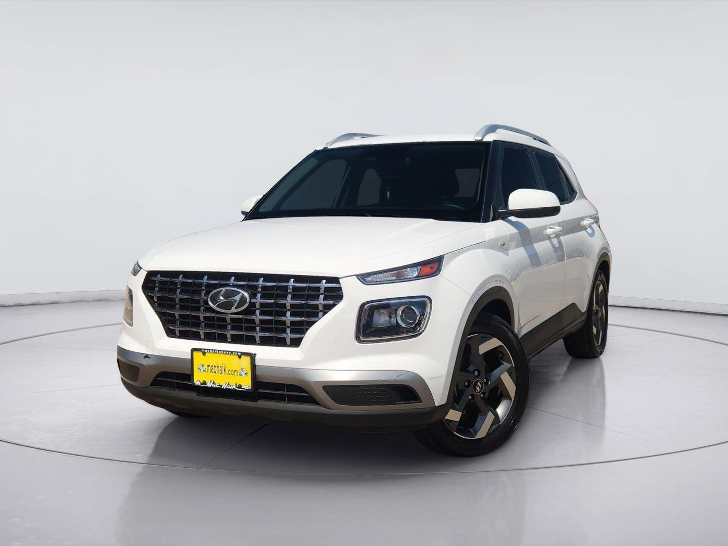 2023 Hyundai Venue SEL White at HGreg Houston