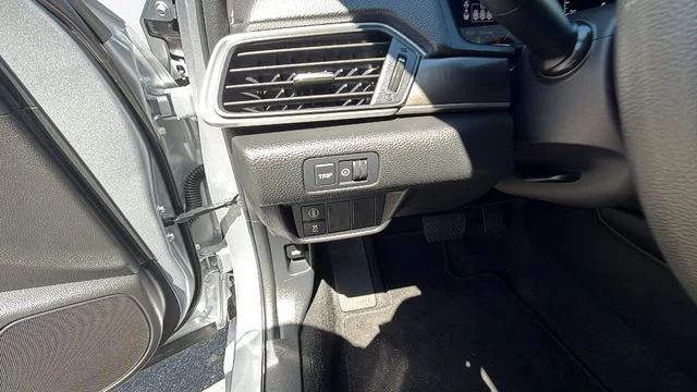 Used 2021 Silver Honda LX image 29