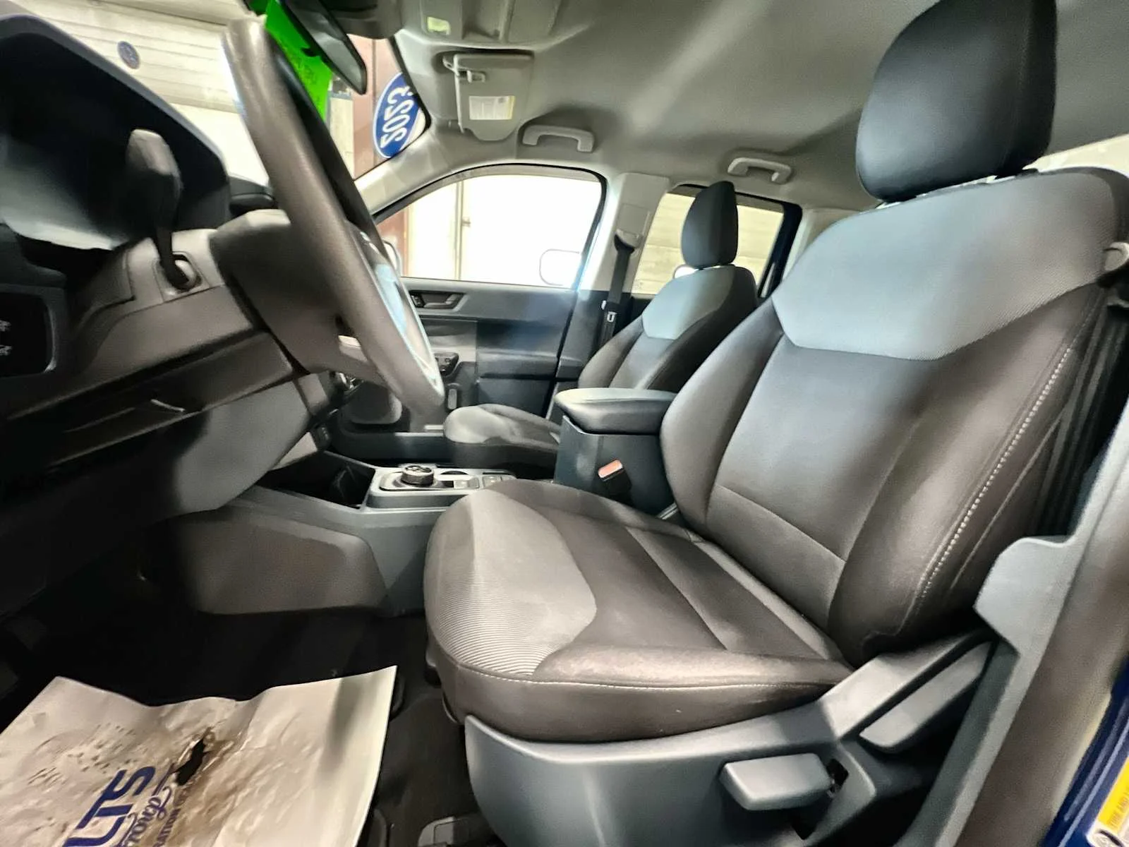Used 2023 Atlas Blue Metallic Ford XL image 13