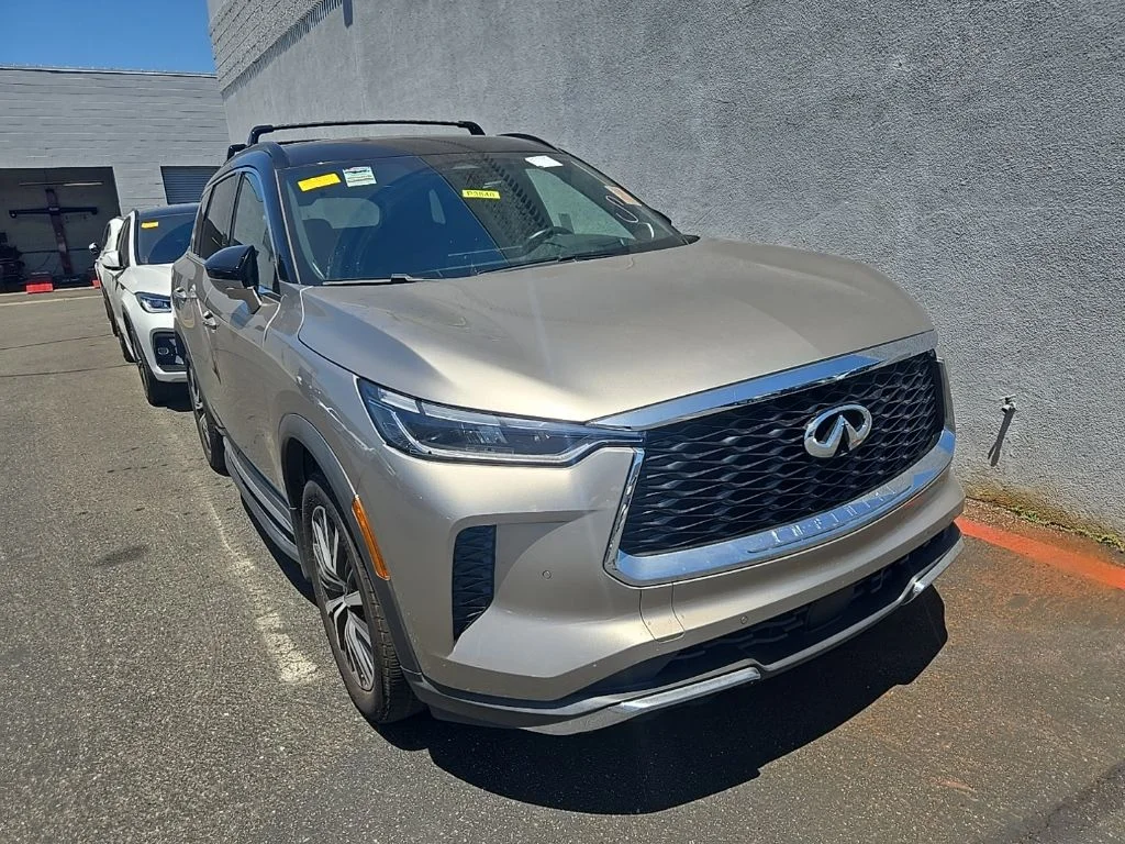 Used 2022 Titanium Black INFINITI Autograph image 1