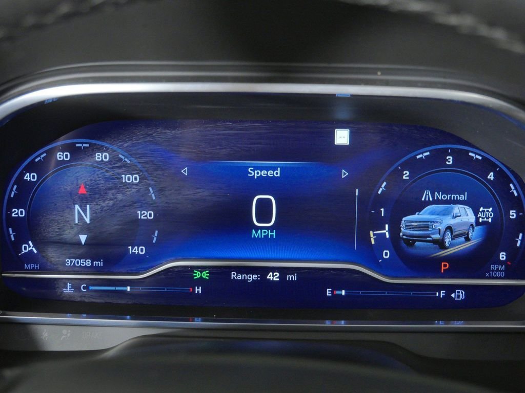 Used 2022 Black Chevrolet High Country image 51