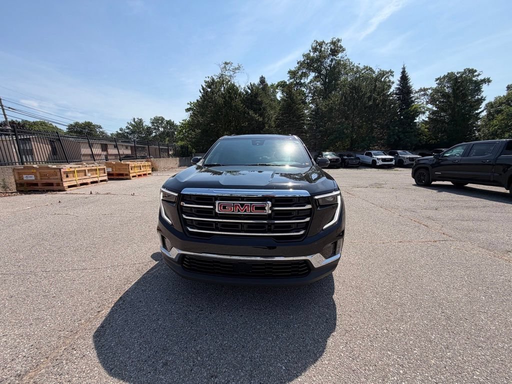 Used 2024 Ebony Twilight Metallic GMC Elevation image 3