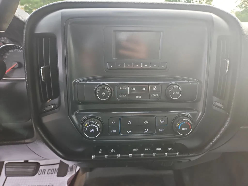 Used 2016 White Chevrolet Work Truck image 21