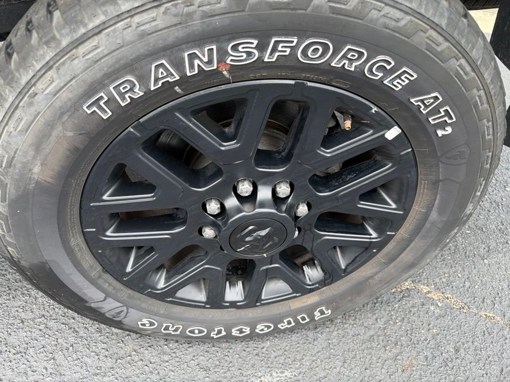 Used 2025 White Ram Limited image 11
