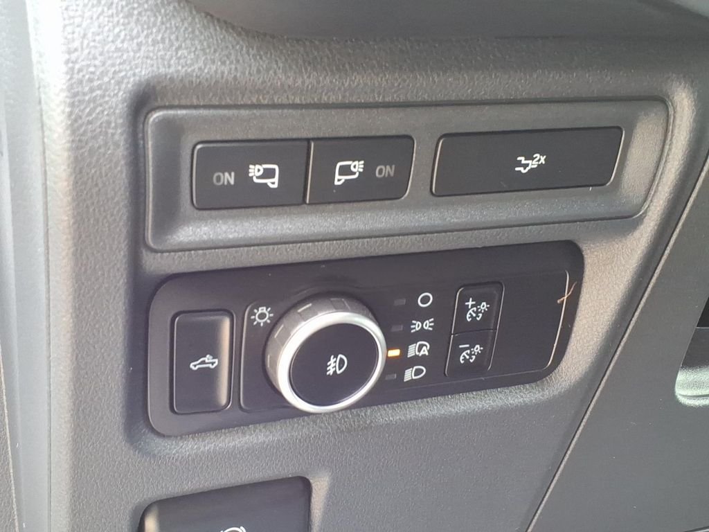 Certified Used 2024 Oxford White Ford XLT image 23