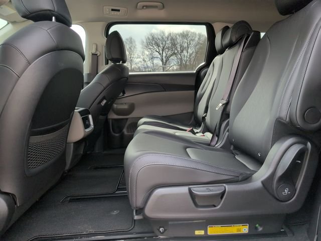 New 2026 Aurora Black Pearl Kia LXS image 21
