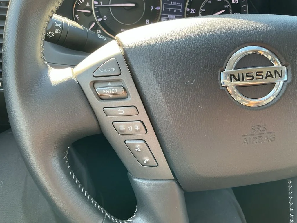 Used 2020 Blue Nissan Platinum image 19