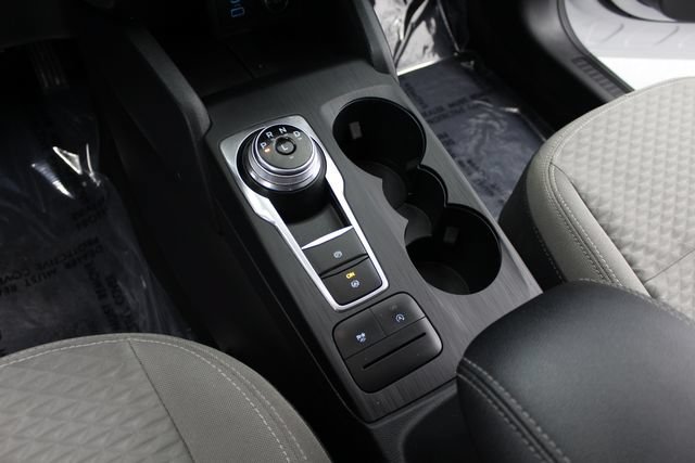 Used 2021  Ford SE image 23