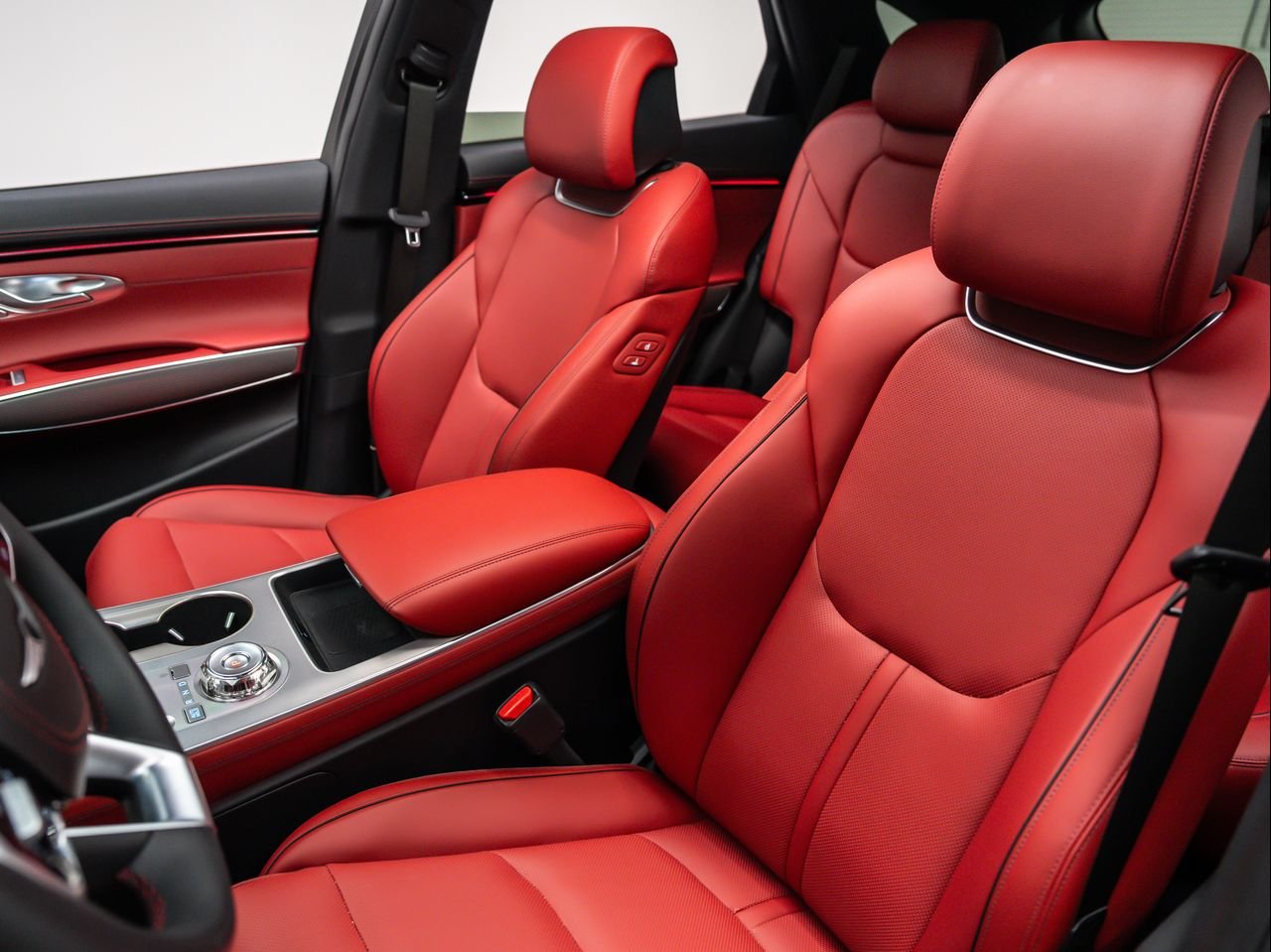 2026 GENESIS GV70 Sport Advanced - Photo 19