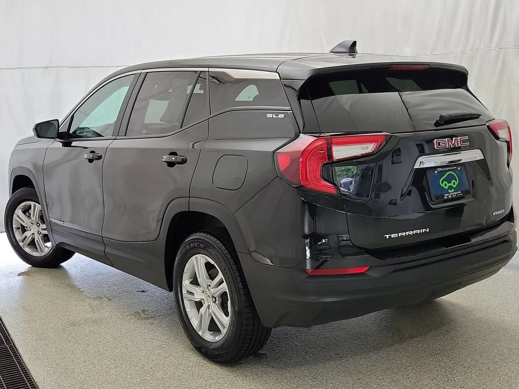 2024 GMC Terrain SLE - Photo 8