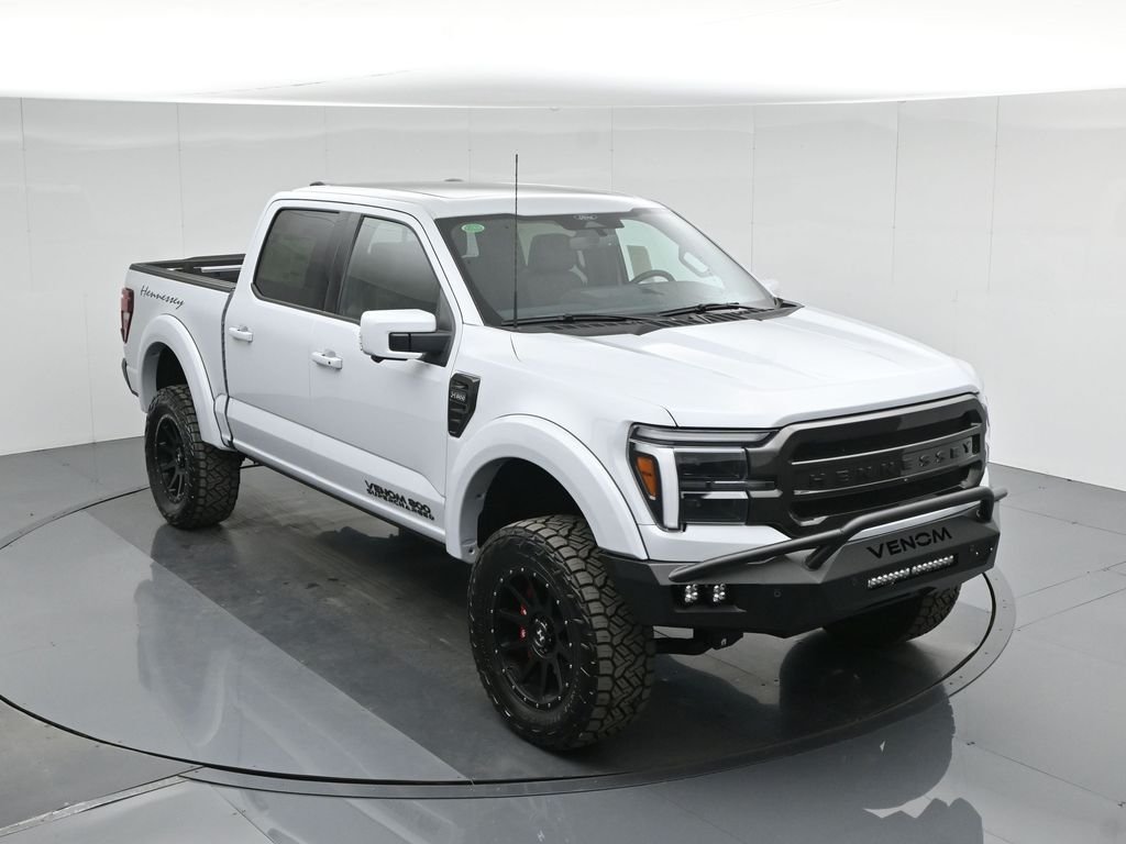 New 2025 Space White Metallic Ford Lariat image 41