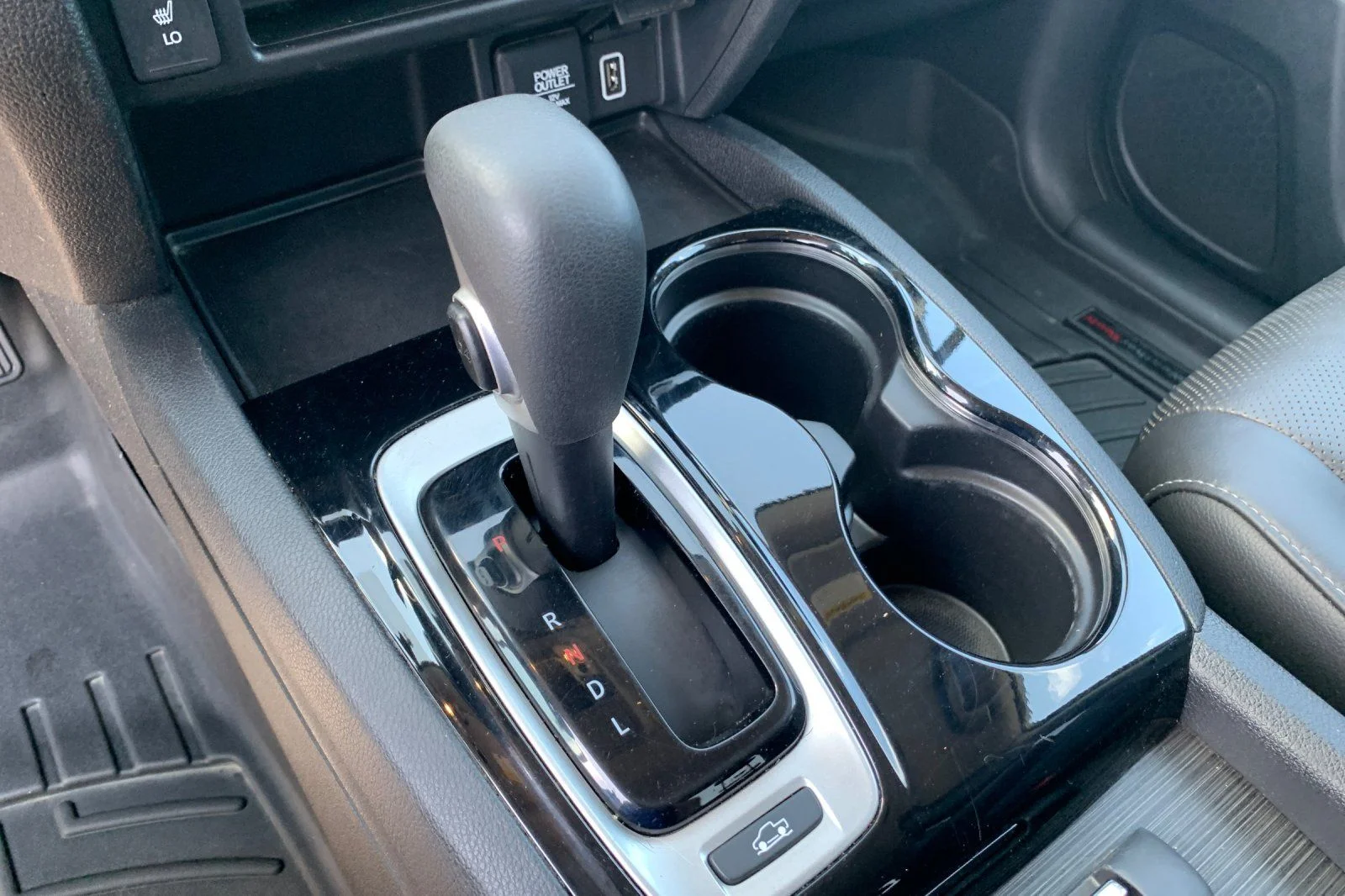 Used 2019 Silver Honda RTL-E image 25