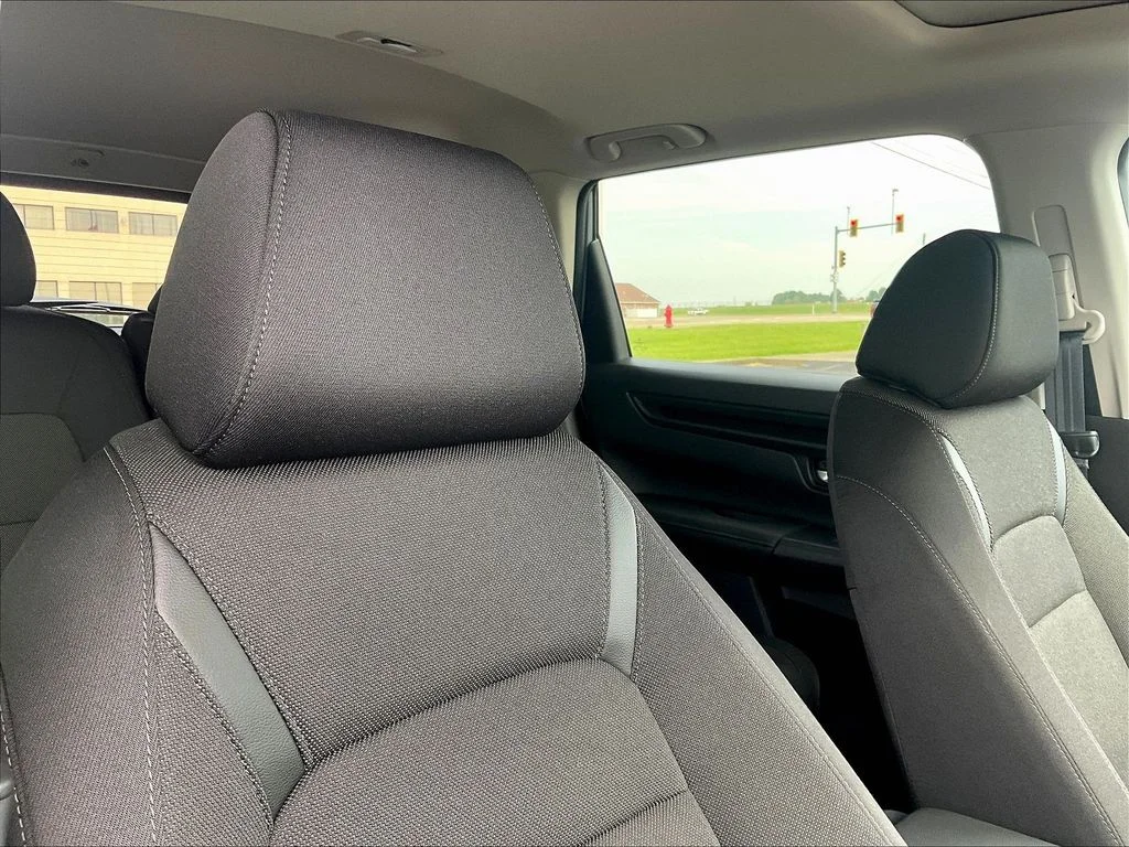 2025 Honda CR-V EX - Photo 23