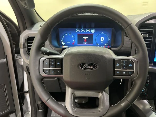 New 2026 Oxford White Ford XLT image 38