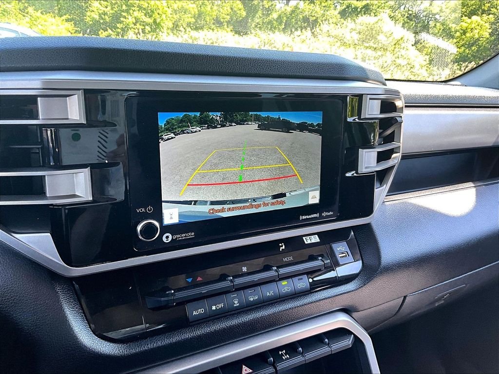 Used 2023  Toyota SR5 image 19