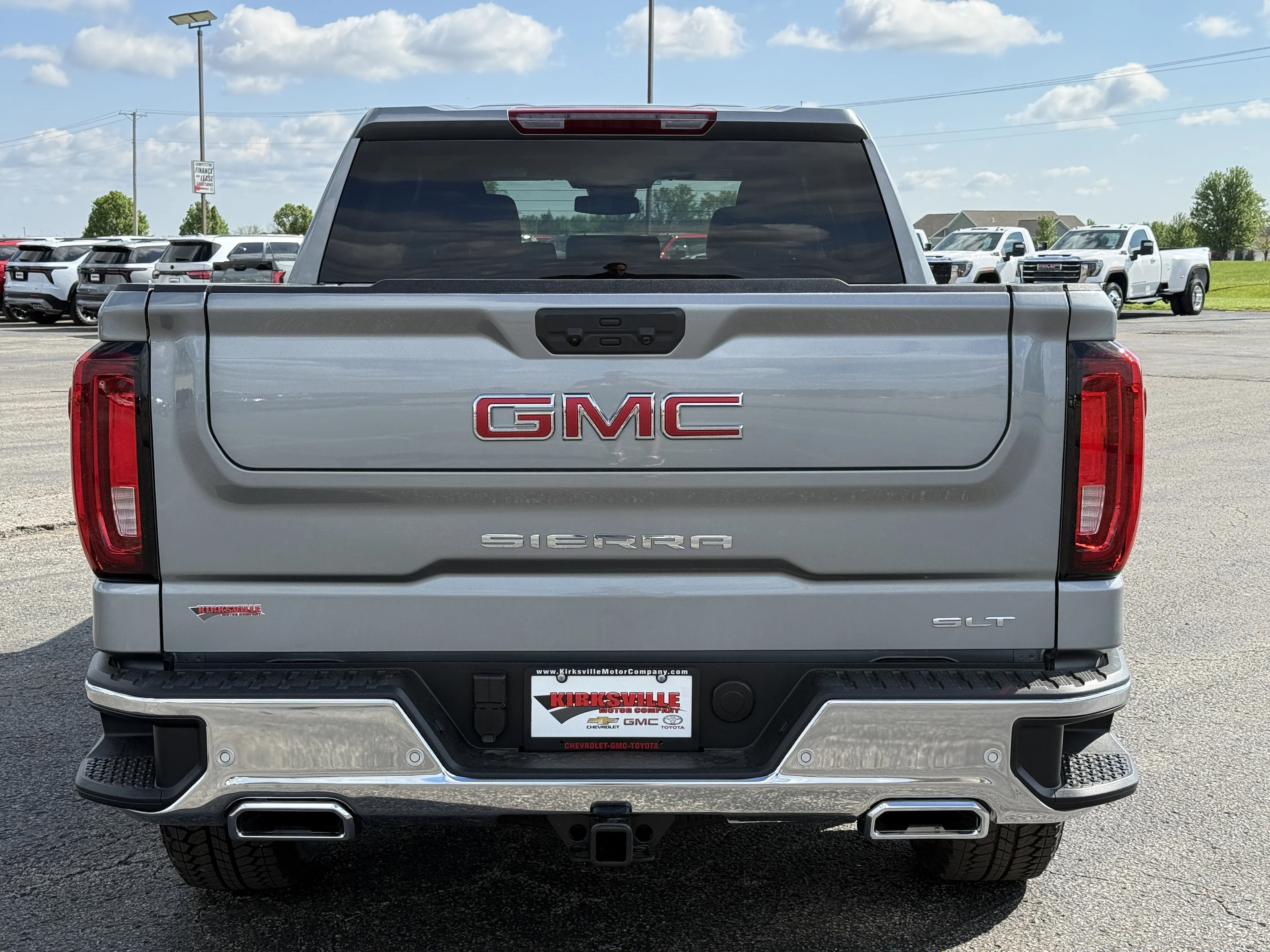 2026 GMC Sierra 1500 SLT - Photo 6